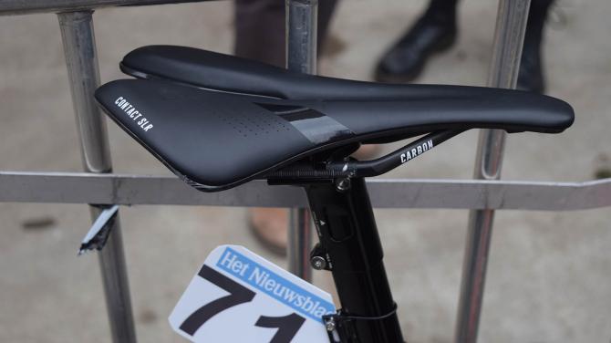 A Giant TCR com pintura customizada de Greg Van Avermaet (8)