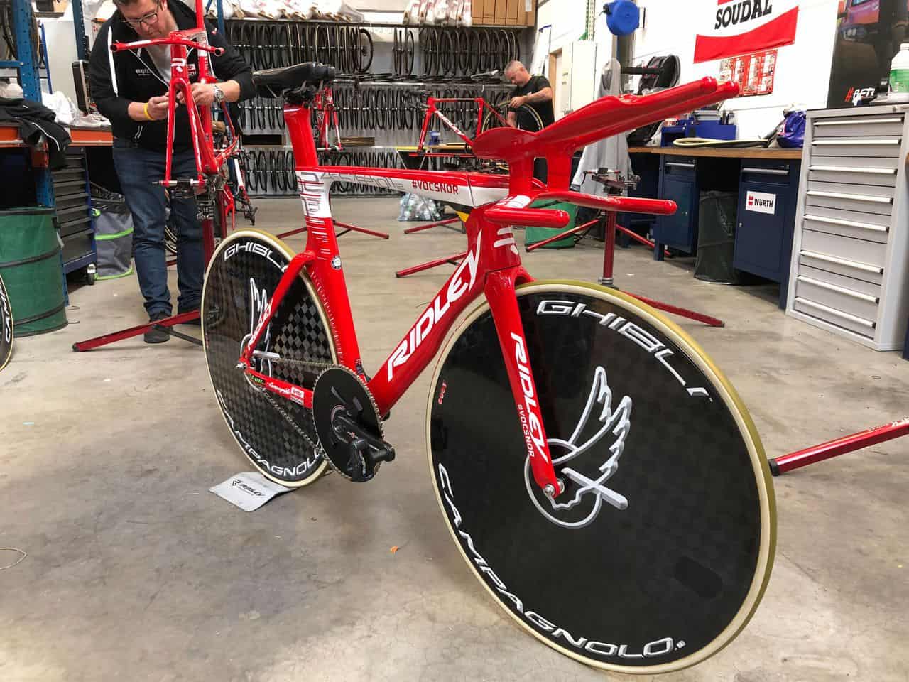A Ridley que Victor Campenaerts vai usar na tentativa do recode da hora (16)