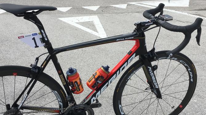 A Merida Scultura 2019 de Vincenzo Nibali (13)