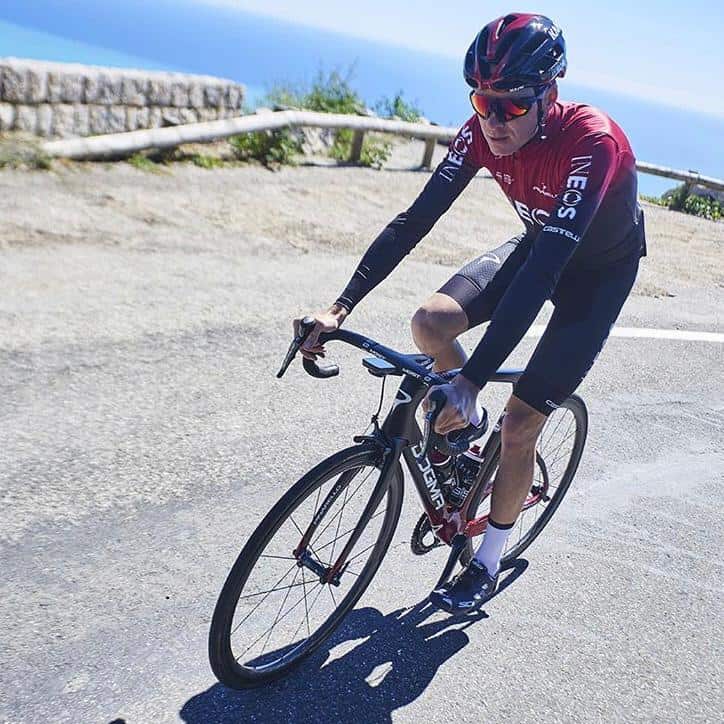 Uniforme Team INEOS 2019 (5)