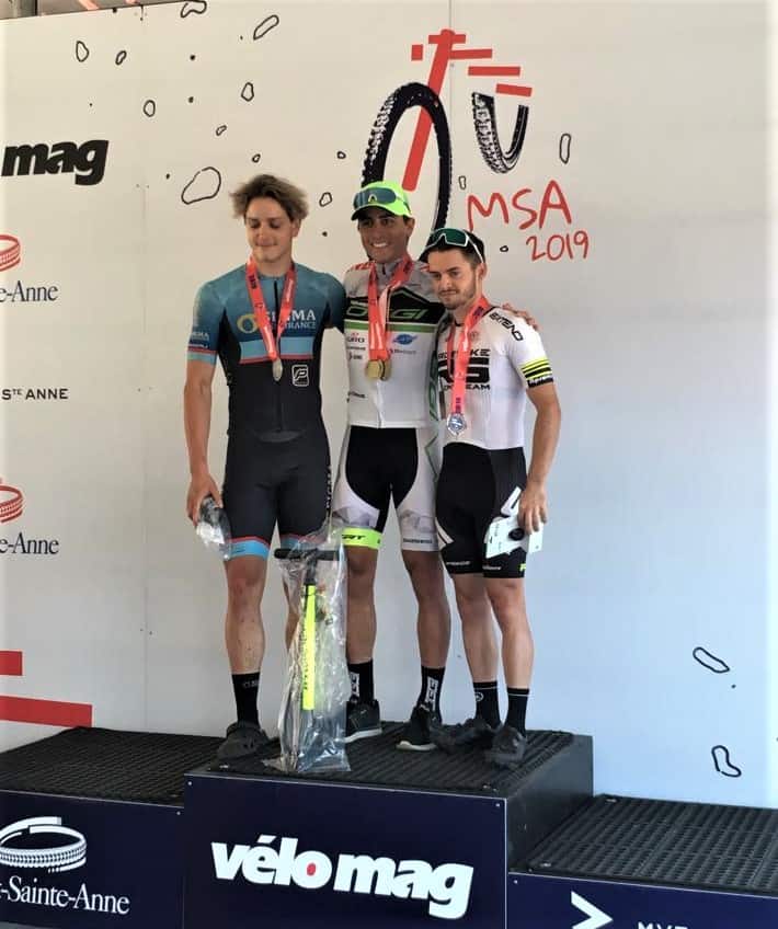 kennedi-lago-no-podio-do-raid-velo-mag-no-canada (2)