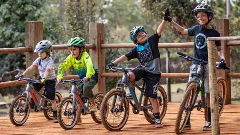 sense-apresenta-linha-grom