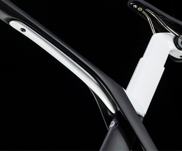 madone-speed-disco-detalhe-do-canote