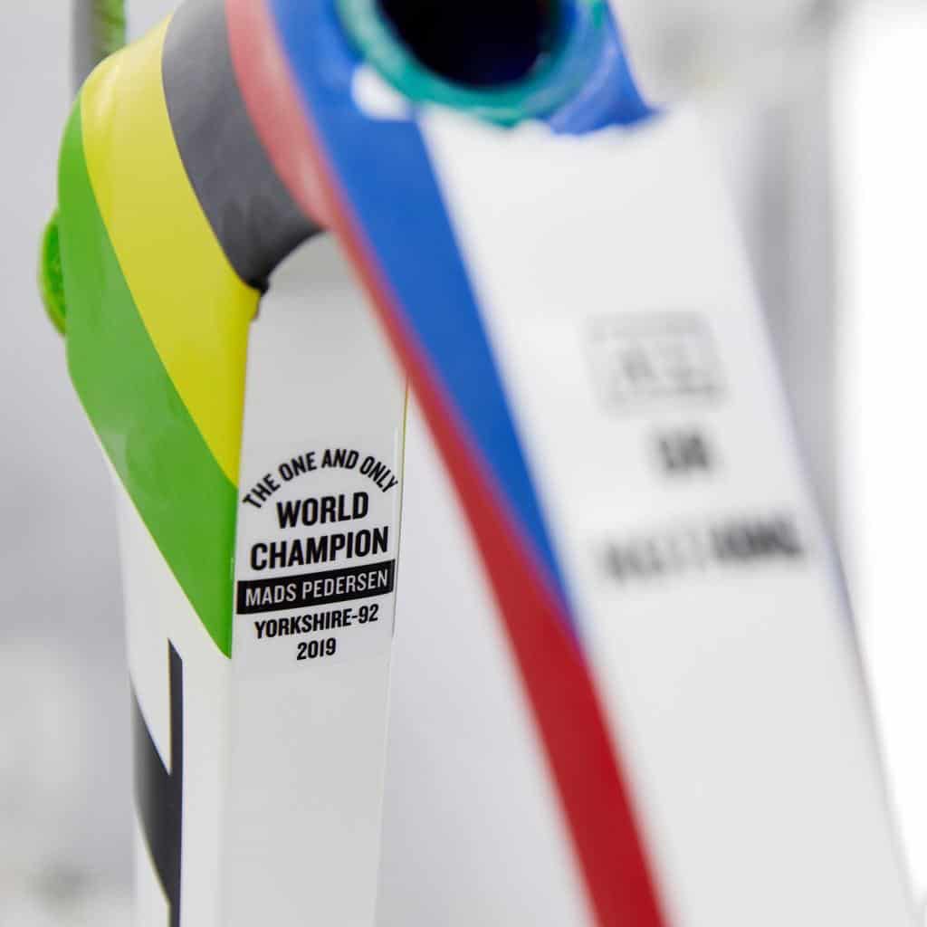 a-bike-do-campeao-do-mundo-de-estrada-2019-mads-pedersen