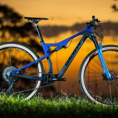Groove Slap Carbon 2021
