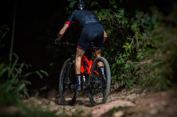 Caloi Elite Carbon FS