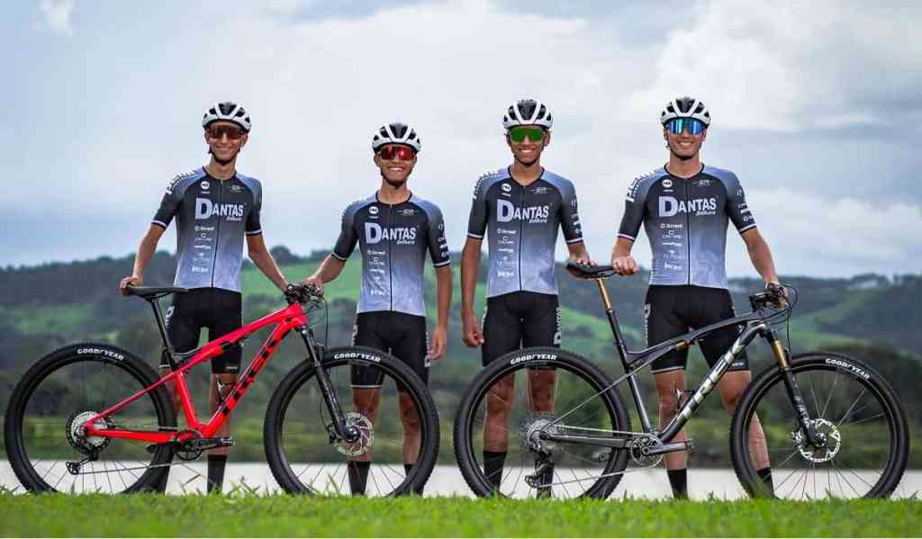edson rezende bike team